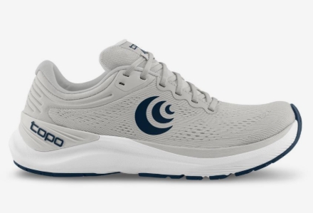 Running Freely with topo athletic mtn racer 2