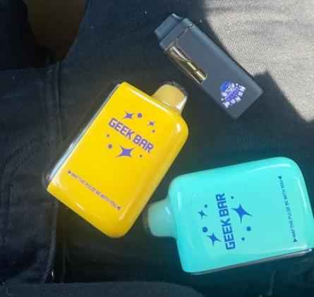 The New Wave of Vaping: How Electronic Cigarettes Are Redefining Lifestyles